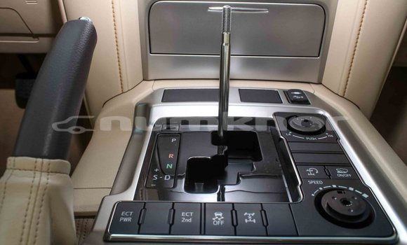 Buy Import Toyota Land Cruiser Black Car in Import - Dubai in Bumthang Buy Import Toyota Land Cruiser Black Car in Import - Dubai in Bumthang