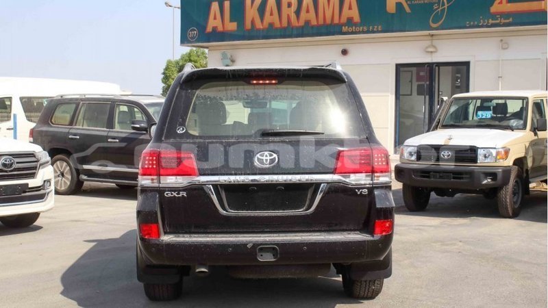 Big with watermark toyota land cruiser bumthang import dubai 3162