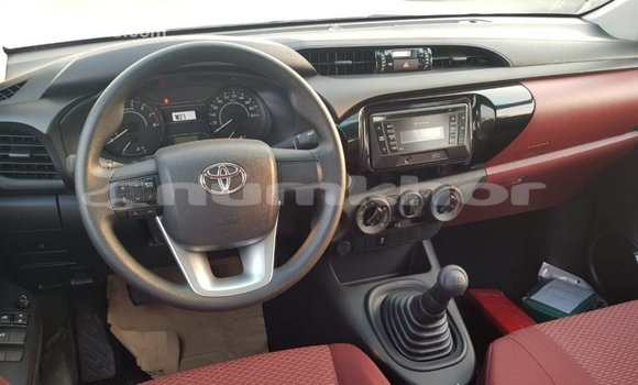 Buy Import Toyota Hilux White Car in Import - Dubai in Bumthang Buy Import Toyota Hilux White Car in Import - Dubai in Bumthang