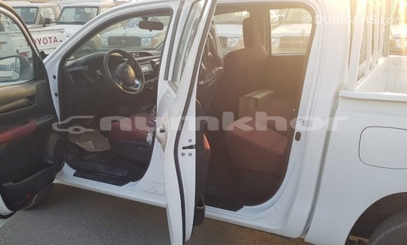 Buy Import Toyota Hilux White Car in Import - Dubai in Bumthang Buy Import Toyota Hilux White Car in Import - Dubai in Bumthang
