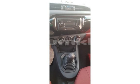 Buy Import Toyota Hilux White Car in Import - Dubai in Bumthang Buy Import Toyota Hilux White Car in Import - Dubai in Bumthang