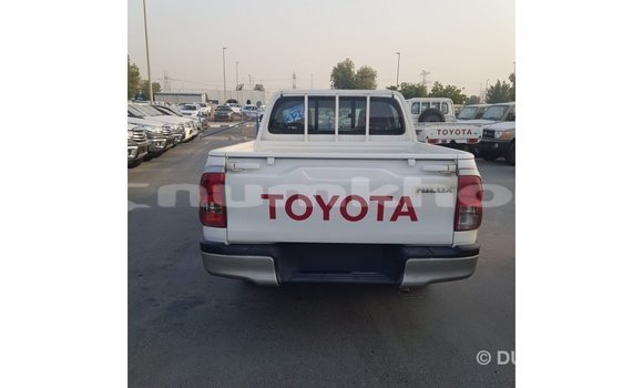 Buy Import Toyota Hilux White Car in Import - Dubai in Bumthang Buy Import Toyota Hilux White Car in Import - Dubai in Bumthang
