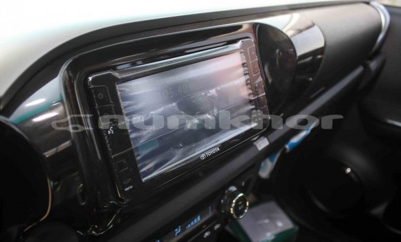 Buy Import Toyota Hilux Blue Car in Import - Dubai in Bumthang Buy Import Toyota Hilux Blue Car in Import - Dubai in Bumthang