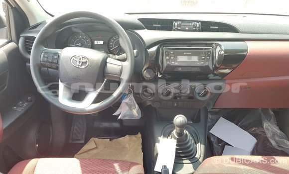 Buy Import Toyota Hilux White Car in Import - Dubai in Bumthang Buy Import Toyota Hilux White Car in Import - Dubai in Bumthang