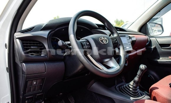 Buy Import Toyota Hilux White Car in Import - Dubai in Bumthang Buy Import Toyota Hilux White Car in Import - Dubai in Bumthang