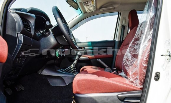 Buy Import Toyota Hilux White Car in Import - Dubai in Bumthang Buy Import Toyota Hilux White Car in Import - Dubai in Bumthang