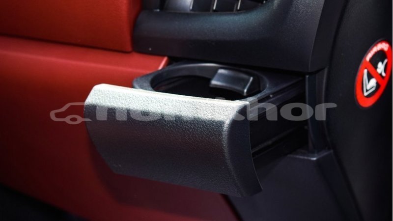 Big with watermark toyota hilux bumthang import dubai 3169