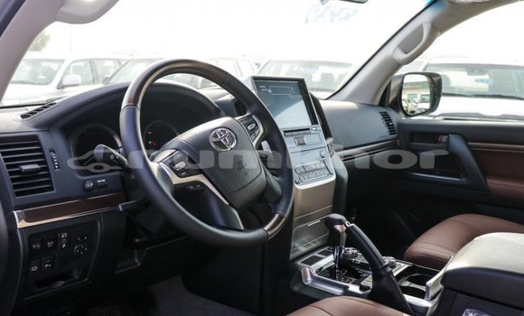 Buy Import Toyota Land Cruiser Other Car in Import - Dubai in Bumthang Buy Import Toyota Land Cruiser Other Car in Import - Dubai in Bumthang