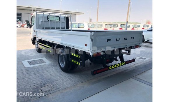 Buy Import Mitsubishi Carisma White Car in Import - Dubai in Bumthang Buy Import Mitsubishi Carisma White Car in Import - Dubai in Bumthang