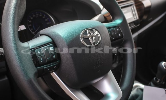Buy Import Toyota Hilux White Car in Import - Dubai in Bumthang Buy Import Toyota Hilux White Car in Import - Dubai in Bumthang