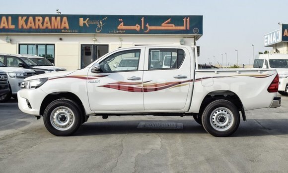Buy Import Toyota Hilux White Car in Import - Dubai in Bumthang Buy Import Toyota Hilux White Car in Import - Dubai in Bumthang
