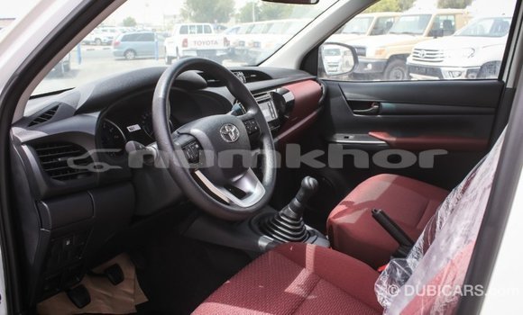 Buy Import Toyota Hilux White Car in Import - Dubai in Bumthang Buy Import Toyota Hilux White Car in Import - Dubai in Bumthang