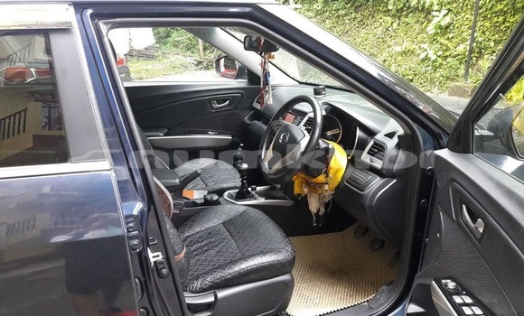 Buy Used SsangYong Tivoli Blue Car in Thimphu in Timphu Buy Used SsangYong Tivoli Blue Car in Thimphu in Timphu