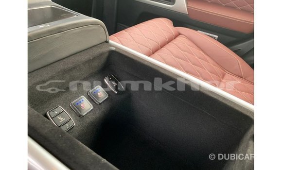 Buy Import Toyota Land Cruiser Black Car in Import - Dubai in Bumthang Buy Import Toyota Land Cruiser Black Car in Import - Dubai in Bumthang