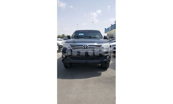 Buy Import Toyota Fortuner Black Car in Import - Dubai in Bumthang Buy Import Toyota Fortuner Black Car in Import - Dubai in Bumthang