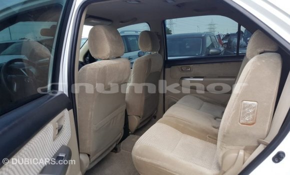 Buy Import Toyota Fortuner White Car in Import - Dubai in Bumthang Buy Import Toyota Fortuner White Car in Import - Dubai in Bumthang