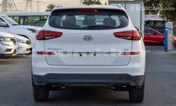 Buy Import Hyundai Tucson White Car in Import - Dubai in Bumthang Buy Import Hyundai Tucson White Car in Import - Dubai in Bumthang