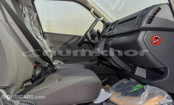 Buy Import Toyota Hiace White Car in Import - Dubai in Bumthang Buy Import Toyota Hiace White Car in Import - Dubai in Bumthang