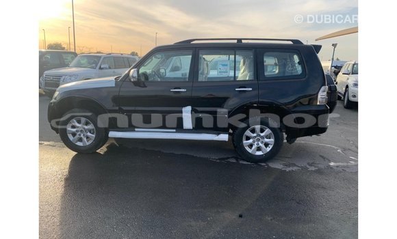 Buy Import Mitsubishi Pajero Black Car in Import - Dubai in Bumthang Buy Import Mitsubishi Pajero Black Car in Import - Dubai in Bumthang