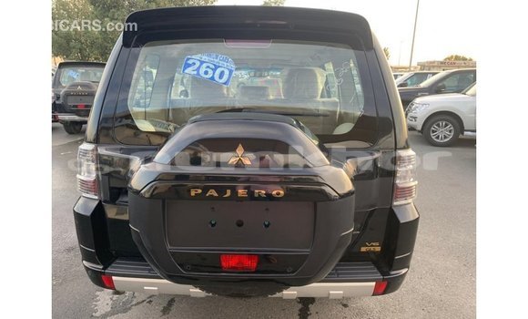 Buy Import Mitsubishi Pajero Black Car in Import - Dubai in Bumthang Buy Import Mitsubishi Pajero Black Car in Import - Dubai in Bumthang