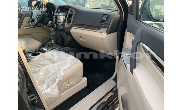 Buy Import Mitsubishi Pajero Black Car in Import - Dubai in Bumthang Buy Import Mitsubishi Pajero Black Car in Import - Dubai in Bumthang