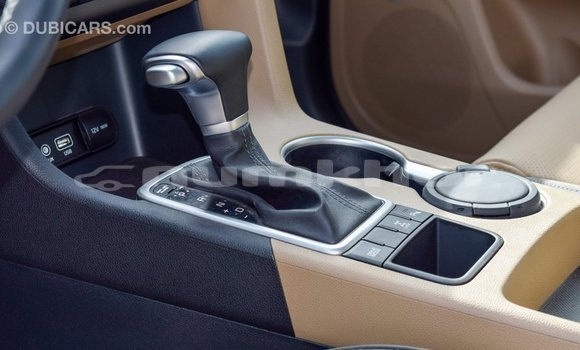 Buy Import Kia Sportage White Car in Import - Dubai in Bumthang Buy Import Kia Sportage White Car in Import - Dubai in Bumthang