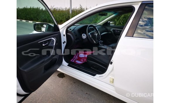 Buy Import Nissan Altima White Car in Import - Dubai in Bumthang Buy Import Nissan Altima White Car in Import - Dubai in Bumthang
