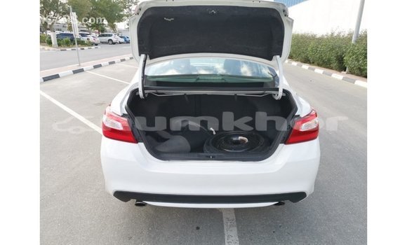Buy Import Nissan Altima White Car in Import - Dubai in Bumthang Buy Import Nissan Altima White Car in Import - Dubai in Bumthang