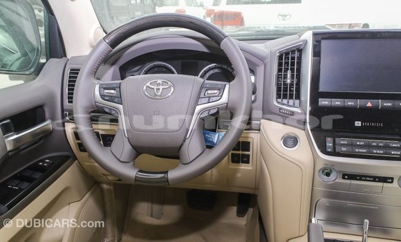 Buy Import Toyota Land Cruiser Black Car in Import - Dubai in Bumthang Buy Import Toyota Land Cruiser Black Car in Import - Dubai in Bumthang