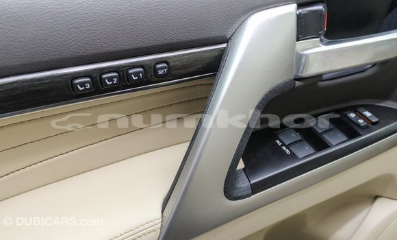 Buy Import Toyota Land Cruiser Black Car in Import - Dubai in Bumthang Buy Import Toyota Land Cruiser Black Car in Import - Dubai in Bumthang