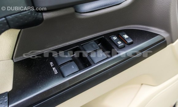 Buy Import Toyota Land Cruiser White Car in Import - Dubai in Bumthang Buy Import Toyota Land Cruiser White Car in Import - Dubai in Bumthang