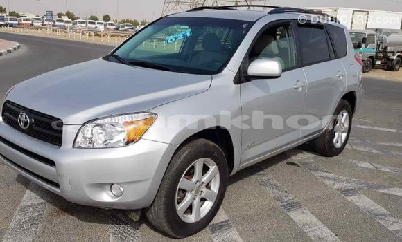 Buy Import Toyota RAV4 Other Car in Import - Dubai in Bumthang Buy Import Toyota RAV4 Other Car in Import - Dubai in Bumthang