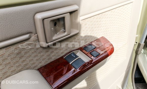 Buy Import Toyota Land Cruiser Beige Car in Import - Dubai in Bumthang Buy Import Toyota Land Cruiser Beige Car in Import - Dubai in Bumthang
