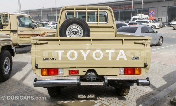 Buy Import Toyota Land Cruiser Beige Car in Import - Dubai in Bumthang Buy Import Toyota Land Cruiser Beige Car in Import - Dubai in Bumthang