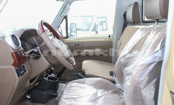 Buy Import Toyota Land Cruiser Beige Car in Import - Dubai in Bumthang Buy Import Toyota Land Cruiser Beige Car in Import - Dubai in Bumthang