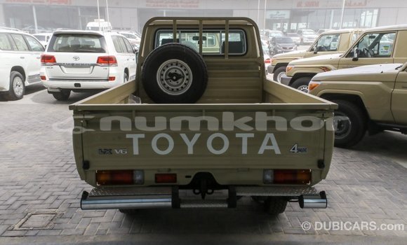 Buy Import Toyota Land Cruiser Beige Car in Import - Dubai in Bumthang Buy Import Toyota Land Cruiser Beige Car in Import - Dubai in Bumthang