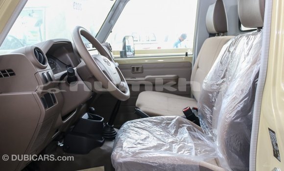 Buy Import Toyota Land Cruiser Beige Car in Import - Dubai in Bumthang Buy Import Toyota Land Cruiser Beige Car in Import - Dubai in Bumthang