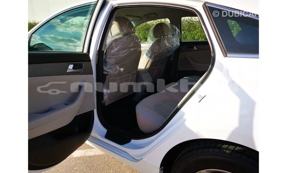 Buy Import Hyundai Sonata White Car in Import - Dubai in Bumthang Buy Import Hyundai Sonata White Car in Import - Dubai in Bumthang