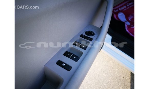 Buy Import Hyundai Sonata White Car in Import - Dubai in Bumthang Buy Import Hyundai Sonata White Car in Import - Dubai in Bumthang