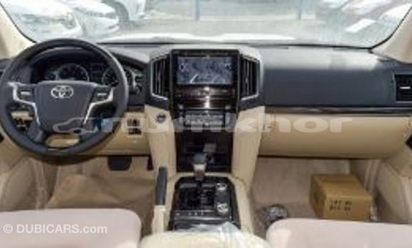 Buy Import Toyota Land Cruiser Other Car in Import - Dubai in Bumthang Buy Import Toyota Land Cruiser Other Car in Import - Dubai in Bumthang