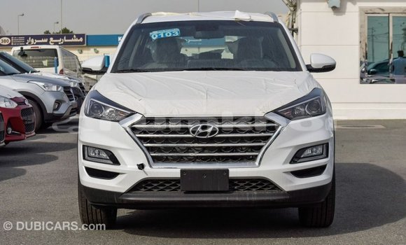Buy Import Hyundai Tucson White Car in Import - Dubai in Bumthang Buy Import Hyundai Tucson White Car in Import - Dubai in Bumthang