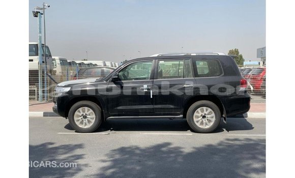 Buy Import Toyota Land Cruiser Black Car in Import - Dubai in Bumthang Buy Import Toyota Land Cruiser Black Car in Import - Dubai in Bumthang