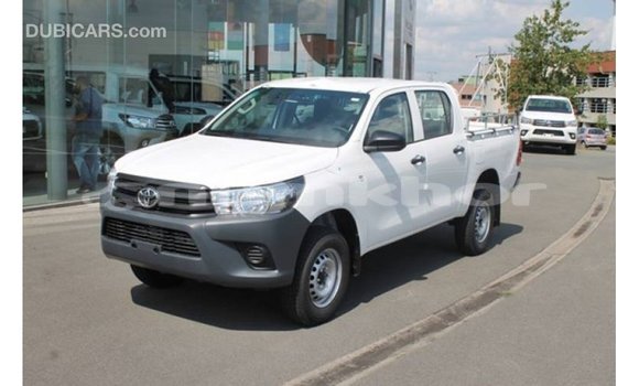 Buy Import Toyota Hilux White Car in Import - Dubai in Bumthang Buy Import Toyota Hilux White Car in Import - Dubai in Bumthang