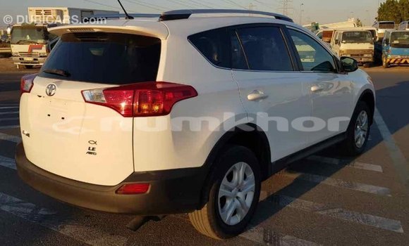 Buy Import Toyota RAV4 White Car in Import - Dubai in Bumthang Buy Import Toyota RAV4 White Car in Import - Dubai in Bumthang