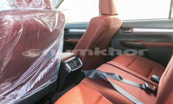 Buy Import Toyota Hilux White Car in Import - Dubai in Bumthang Buy Import Toyota Hilux White Car in Import - Dubai in Bumthang