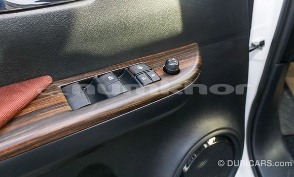 Buy Import Toyota Hilux White Car in Import - Dubai in Bumthang Buy Import Toyota Hilux White Car in Import - Dubai in Bumthang