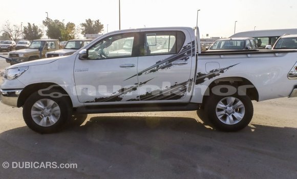 Buy Import Toyota Hilux White Car in Import - Dubai in Bumthang Buy Import Toyota Hilux White Car in Import - Dubai in Bumthang