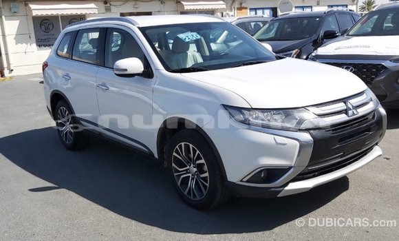 Buy Import Mitsubishi Outlander White Car in Import - Dubai in Bumthang Buy Import Mitsubishi Outlander White Car in Import - Dubai in Bumthang
