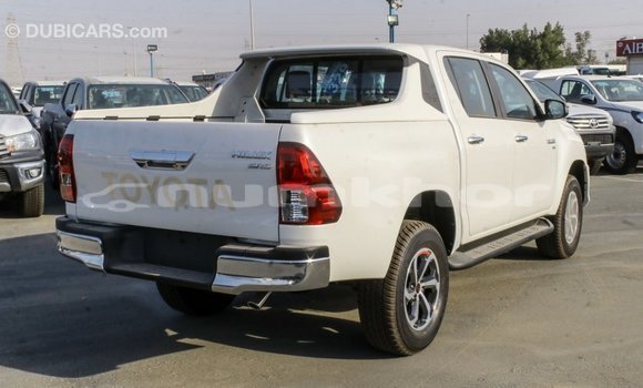 Buy Import Toyota Hilux White Car in Import - Dubai in Bumthang Buy Import Toyota Hilux White Car in Import - Dubai in Bumthang