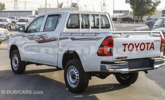 Buy Import Toyota Hilux White Car in Import - Dubai in Bumthang Buy Import Toyota Hilux White Car in Import - Dubai in Bumthang